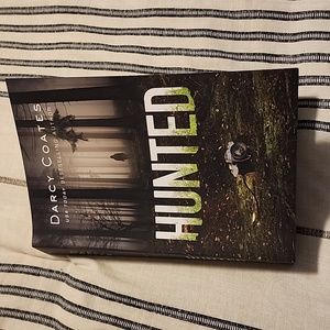 Darcy coates hunted book